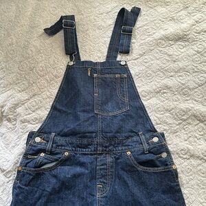 Levi’s overalls